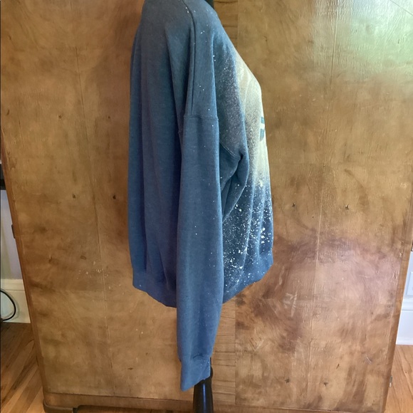 Snowflake Sweatshirt - Picture 5 of 8